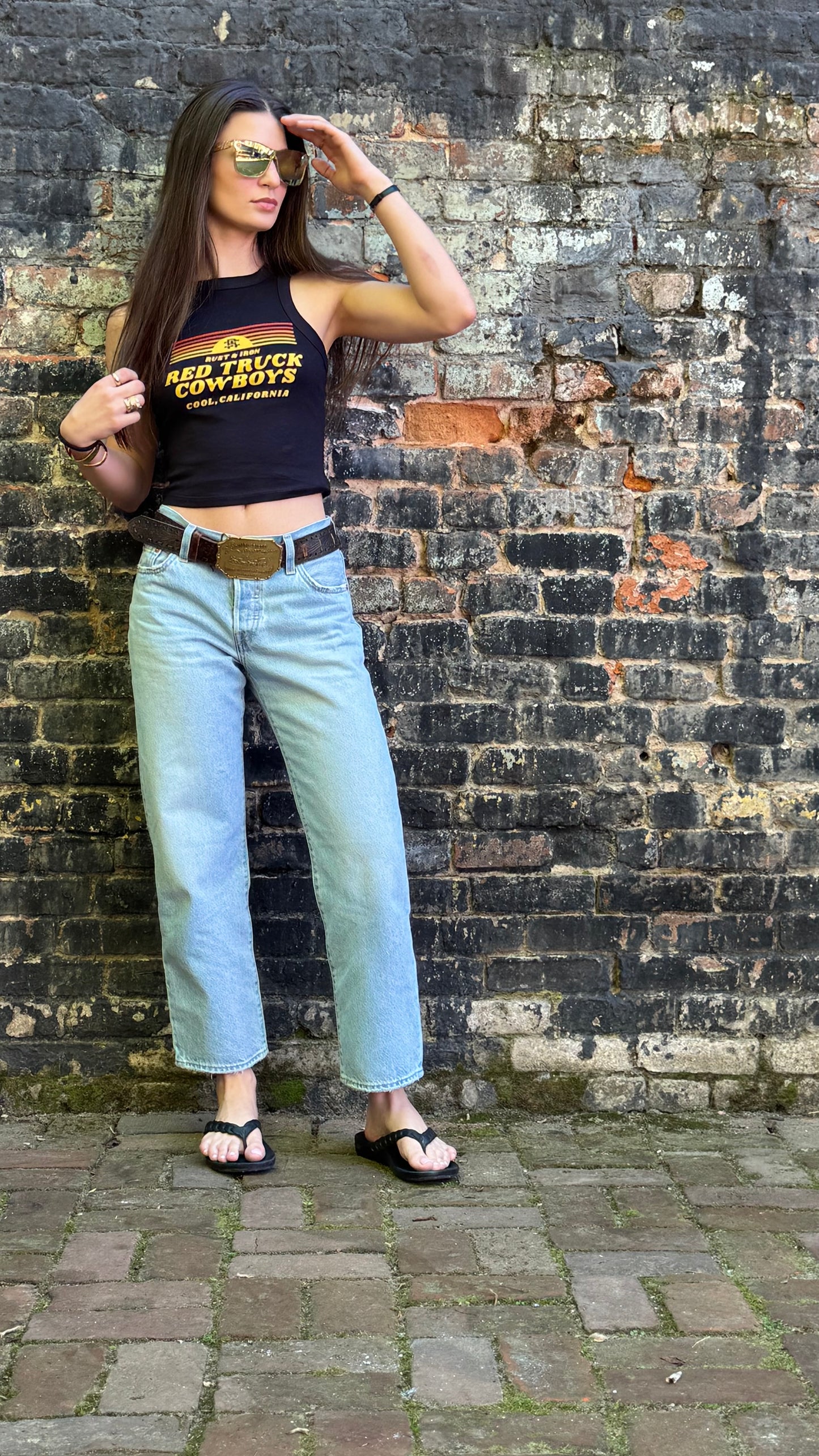 Horizon Tank – 
Red Truck Cowboys